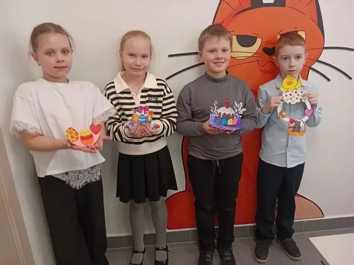 В МБОУ "СОШ №7" у "Орлят" нашей школы прошли тематические уроки: погружаемся в традиции Светлой Пасхи