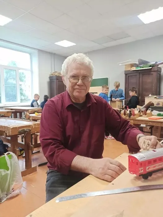 Фото - учитель технологии Получаев А.Л.