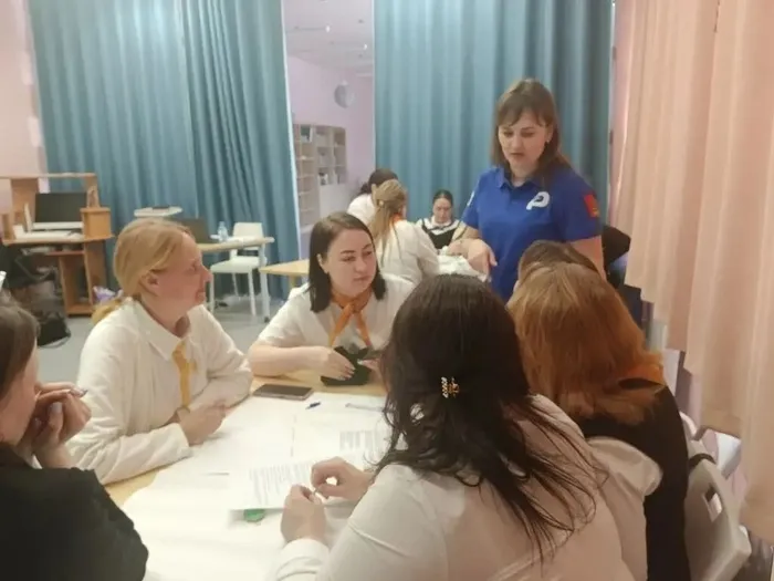 19 марта в модельной библиотеке ЦДСЧ прошла значимая проектная сессия: «Сохраняя традиции, формируем будущее: инструменты наставничества в воспитании будущих педагогов»