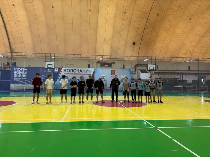 6 и 7 апреля 2026 года на базе ГБУ «ФОК «Волочанин» прошли первые игры Фестиваля «Футбол в школу»