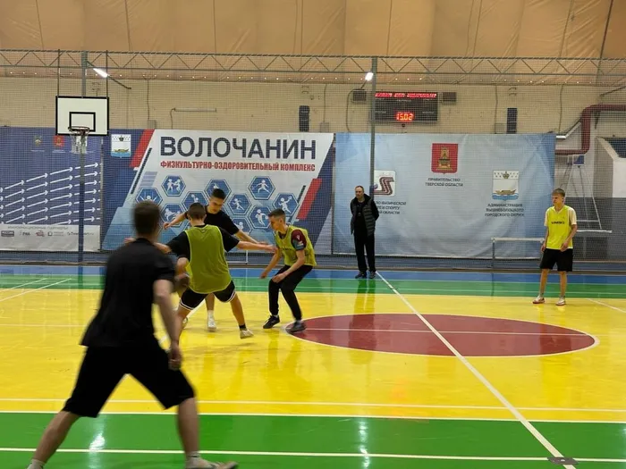 6 и 7 апреля 2026 года на базе ГБУ «ФОК «Волочанин» прошли первые игры Фестиваля «Футбол в школу»