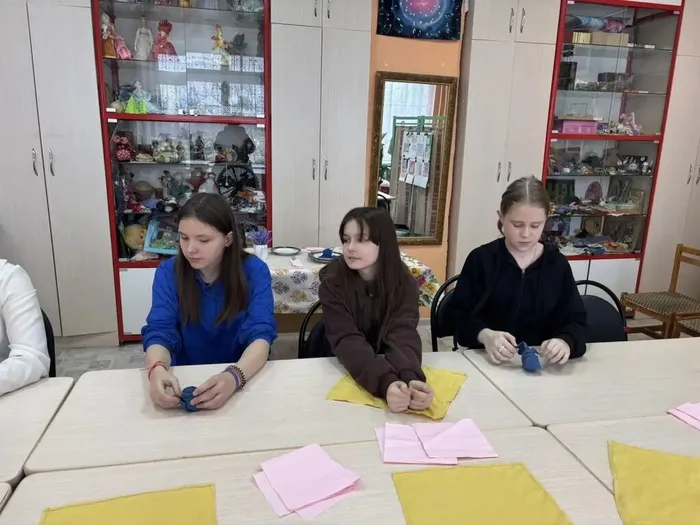 04.03.2026 года ученицы МБОУ "СОШ №7" посетили мероприятие «Лаборатория идеального быта»