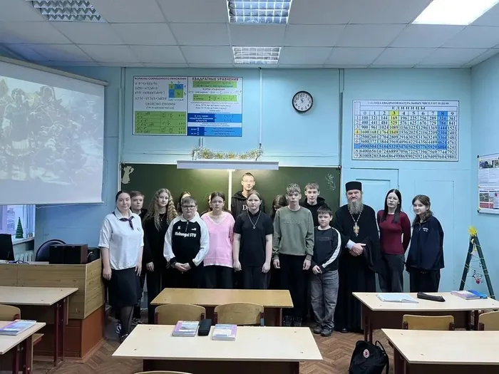 Встреча учащихся школы с настоятелем Преображенской (Пятницкой) церкви о.Владимиром