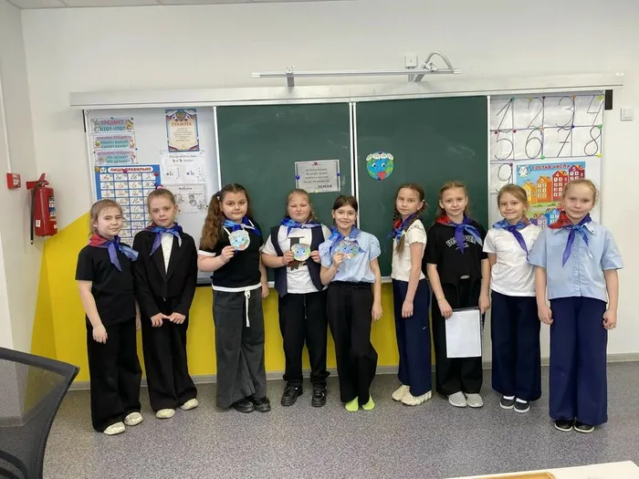 В 1 А классе МБОУ "СОШ №7" проходит реализация трека "Орленок-эколог"