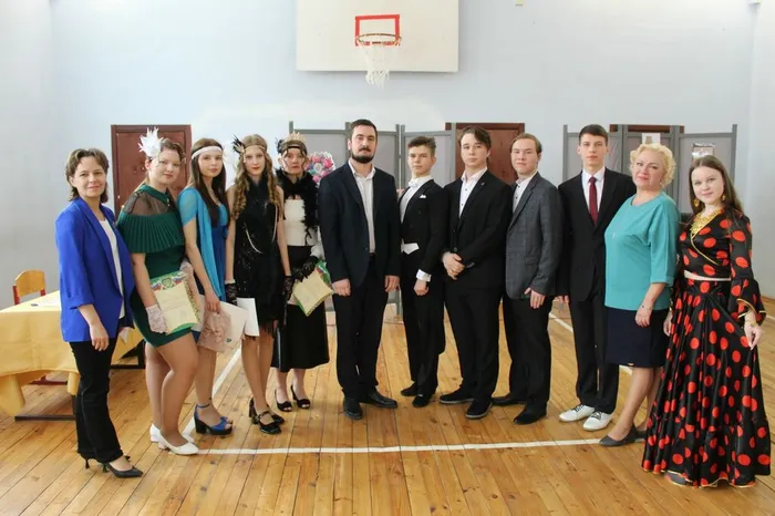 05.03.2026 в МБОУ "СОШ №7" прошло мероприятие «Самая обаятельная и привлекательная» приуроченное к 8 Марта - Международному женскому дню