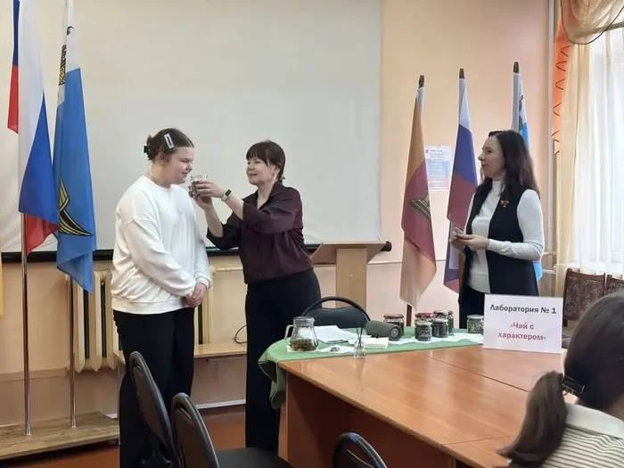 04.03.2026 года ученицы МБОУ "СОШ №7" посетили мероприятие «Лаборатория идеального быта»