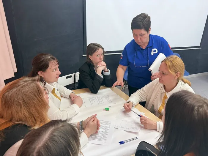 19 марта в модельной библиотеке ЦДСЧ прошла значимая проектная сессия: «Сохраняя традиции, формируем будущее: инструменты наставничества в воспитании будущих педагогов»