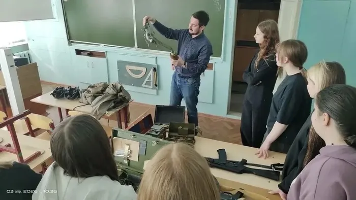 03.04.2026 года в МБОУ "СОШ №7"&nbsp;прошли коммунарские сборы «Защитники Родины»