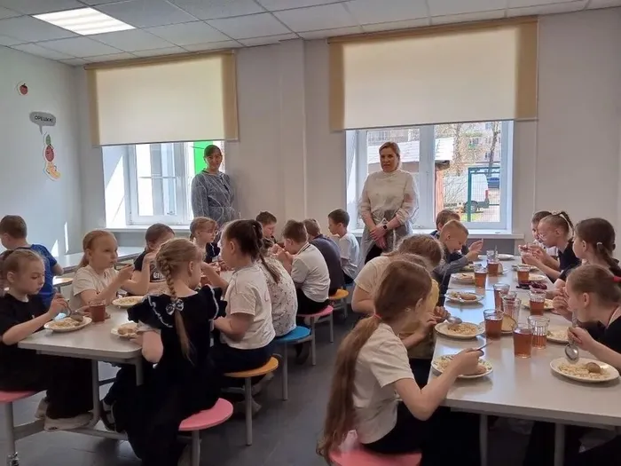 В МБОУ "СОШ №7" прошёл очередной рейд родительского контроля школьного питания