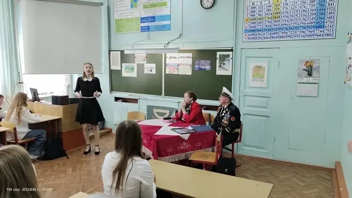 19.03.2026 в МБОУ "СОШ №7" прошла встреч вышневолоцких поэтов с учащимися школы