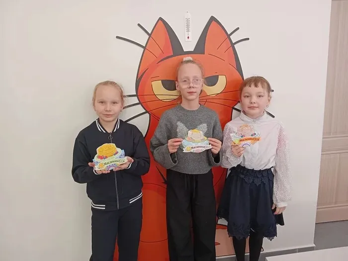 "Орлята" России сердечно поздравляют вас с одним из самых ярких и веселых праздников — Масленицей