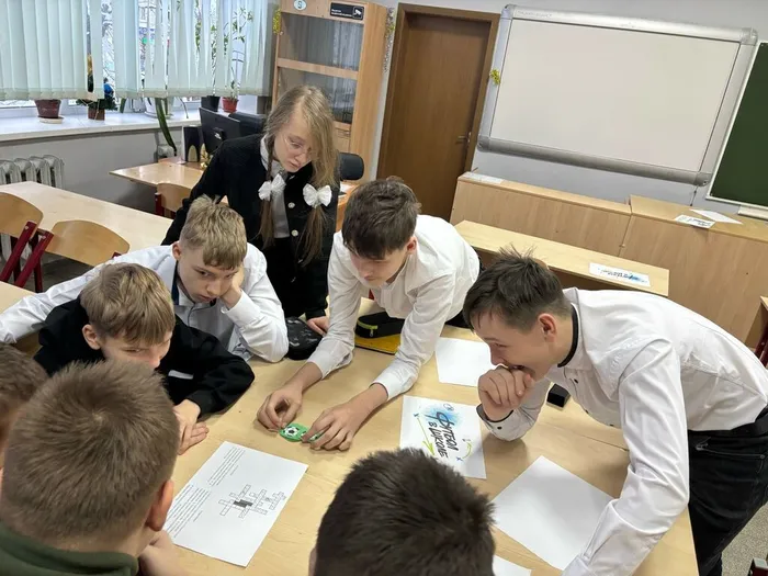 ученики 5–9 классов МБОУ «СОШ №7» поучаствовали в увлекательной футбольной викторине в рамках фестиваля «Футбол в школе»