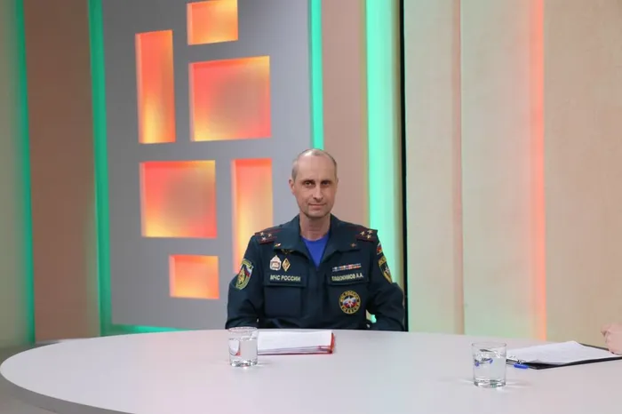 Фото - Заместитель начальника управления надзорной деятельности и профилактической работы Александр Евдокимов