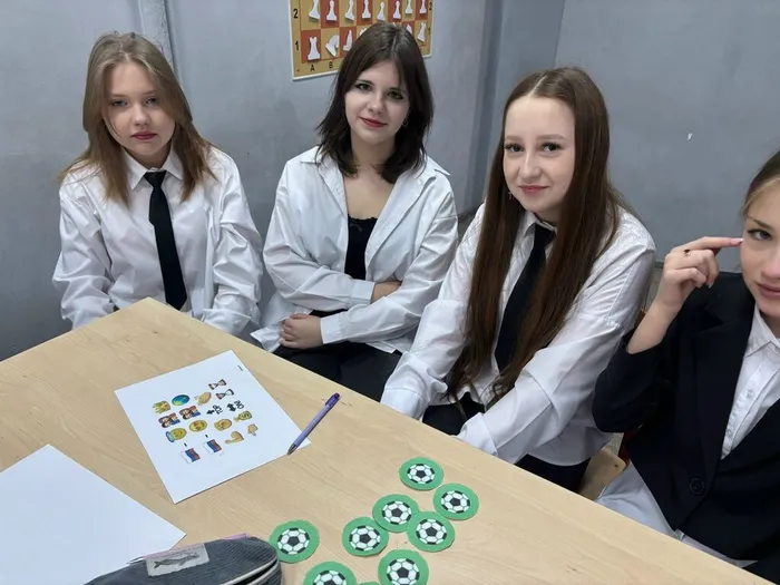 ученики 5–9 классов МБОУ «СОШ №7» поучаствовали в увлекательной футбольной викторине в рамках фестиваля «Футбол в школе»