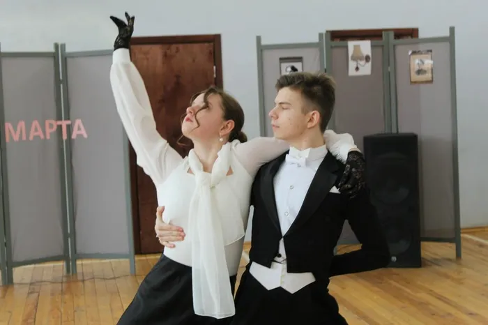 05.03.2026 в МБОУ "СОШ №7" прошло мероприятие «Самая обаятельная и привлекательная» приуроченное к 8 Марта - Международному женскому дню