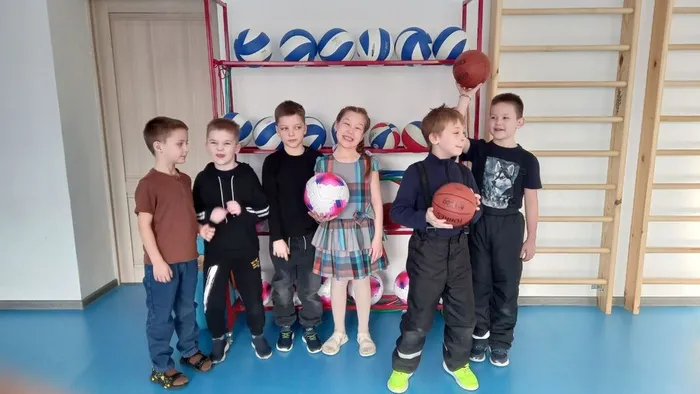 Ребята подготовительной группы&nbsp;Детского сада №27 побывали на экскурсии в МБОУ "СОШ №7"