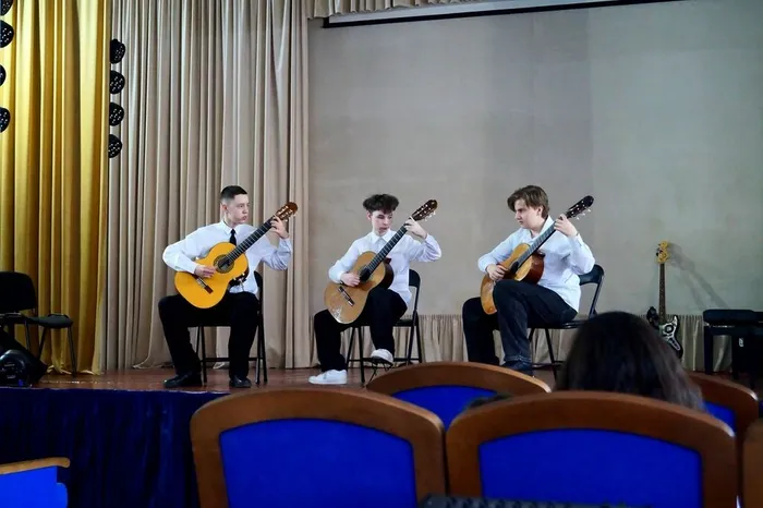 Фото - Зональный этапа VIII Областного конкурса исполнителей на классической гитаре