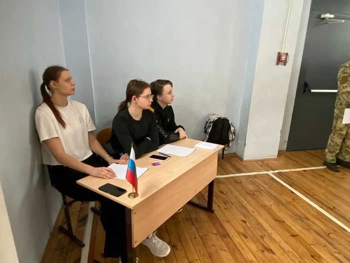 В&nbsp;преддверии 23 февраля - Дня защитника Отечества в МБОУ "СОШ №7" прошел школьный отборочный этом патриотической игра «Зарница 2.0»