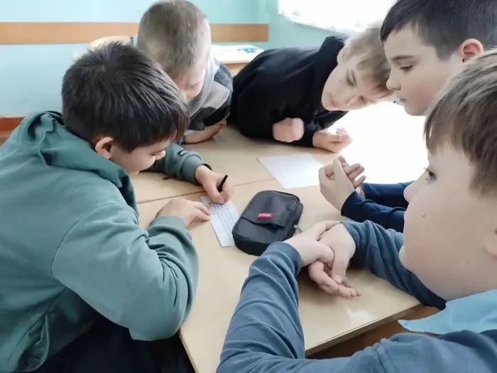 В 5 классе МБОУ "СОШ №7" на уроке русского языка прошёл КВН