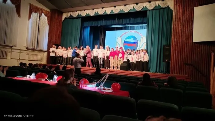 Учащиеся 10-х классов МБОУ "СОШ №7" посетили мероприятие - Межмуниципальный отборочный этап регионального конкурса агитбригад «Новое поколение выбирает»