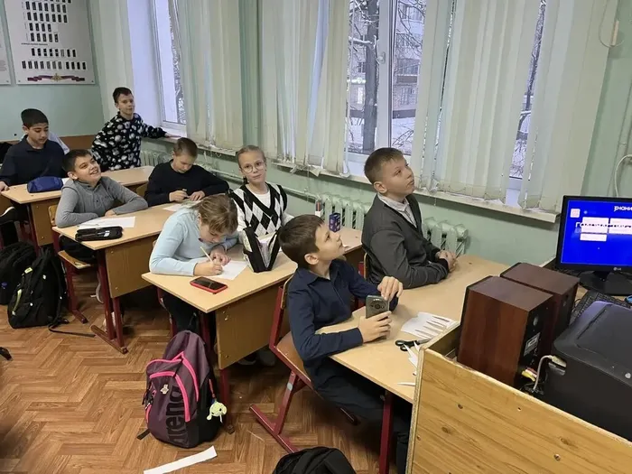 В МБОУ "СОШ №7" проведено первое занятие в рамках проекта «Чтецкие программы»