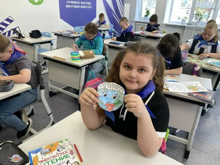 В 1 А классе МБОУ "СОШ №7" проходит реализация трека "Орленок-эколог"