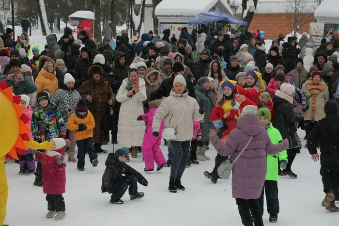 Широкая Масленица 2026 в Венециановском сквере Вышнего Волочка