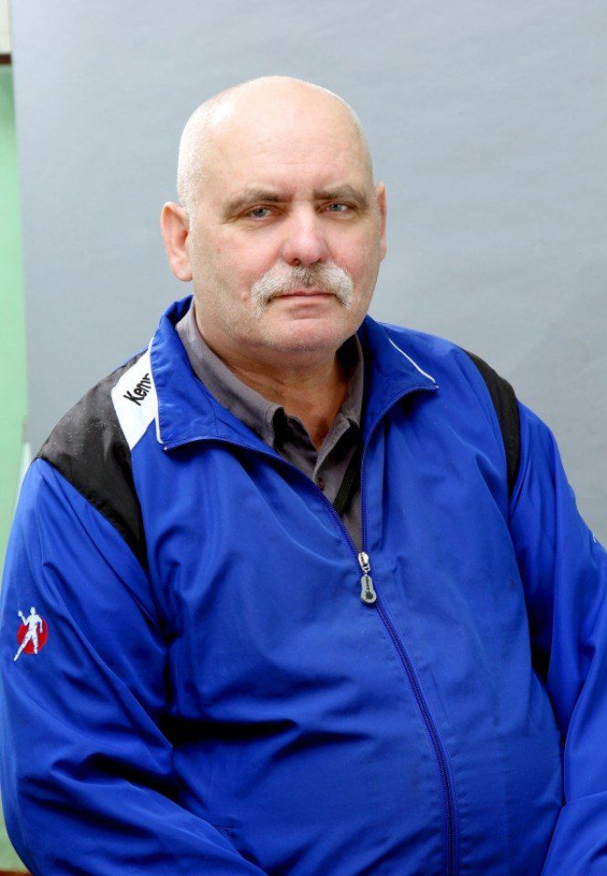 Янчис Игорь Владимирович, учитель физической культуры