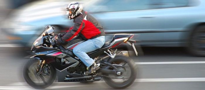 Госавтоинспекция напоминает участникам дорожного движения, что мотоцикл является одним из самых опасных транспортных средств