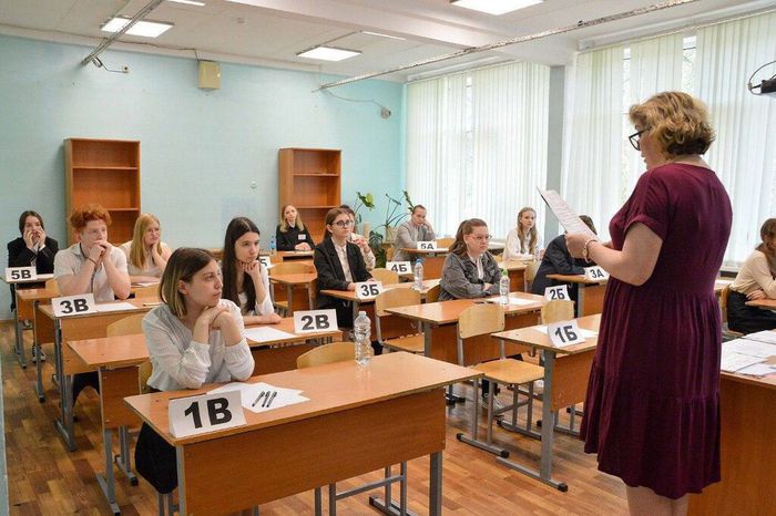 Пропуск на ЕГЭ получили 4 922 одиннадцатиклассника Тверской области написав 06.12.2023 года итоговое сочинение (изложение)